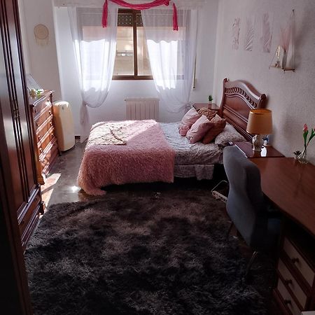 Habitacion Amplia Y Comoda Granada Exterior foto
